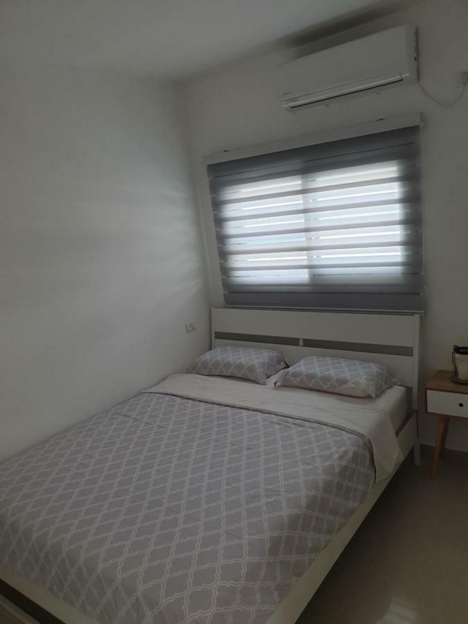 Gk Apartment Beauty Бат-Ям Екстер'єр фото
